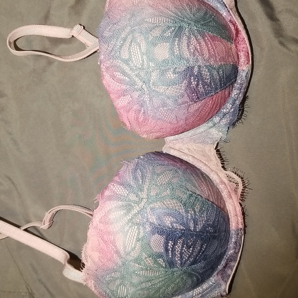 EUC VS Tie Dye Date Push Up